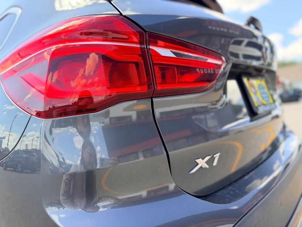 BMW X1  2021