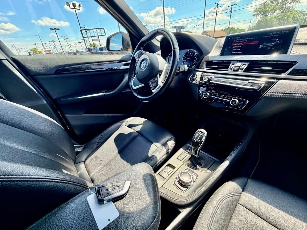 BMW X1  2021