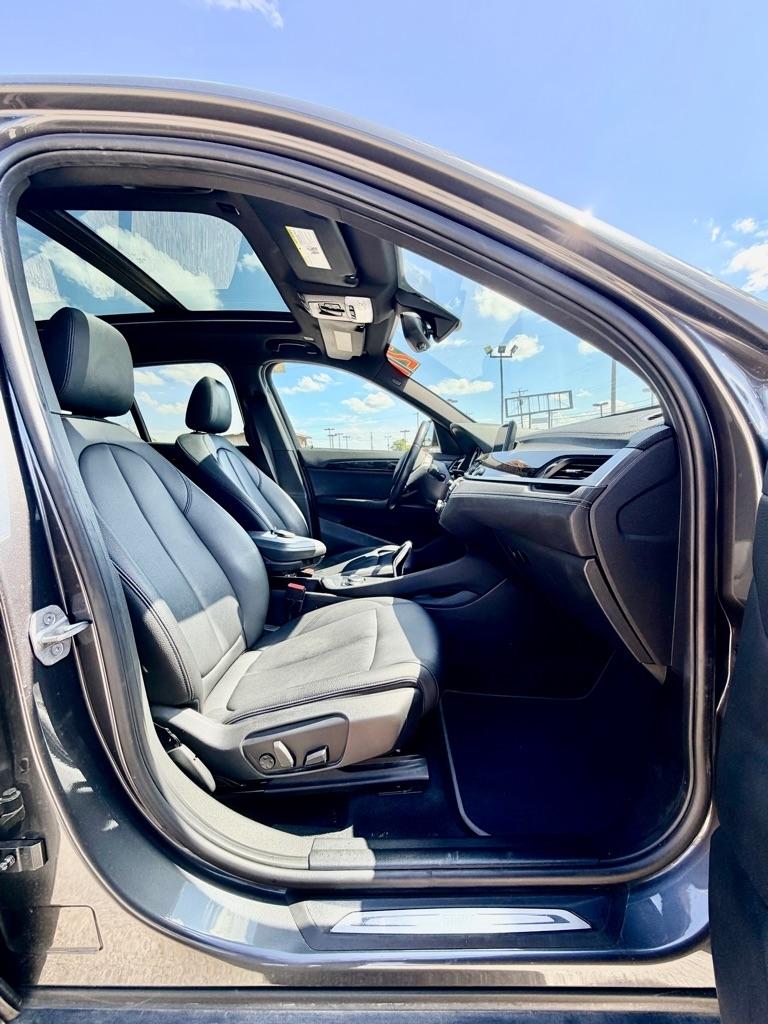 BMW X1  2021