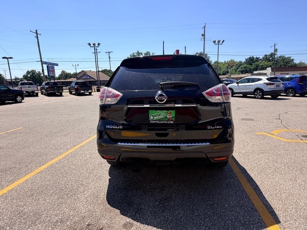 Nissan Rogue  2016