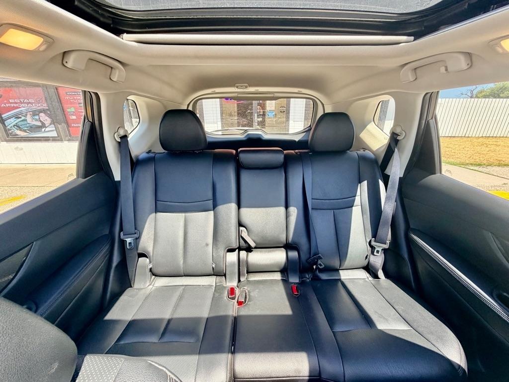 Nissan Rogue  2016