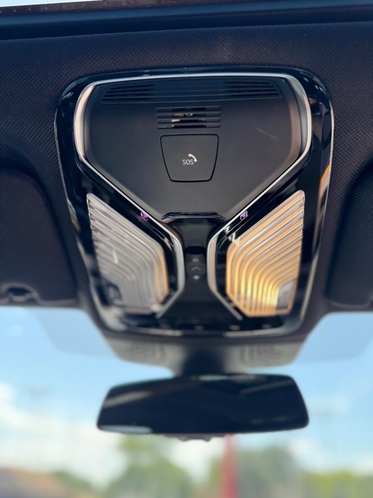 BMW 7-Series  2016