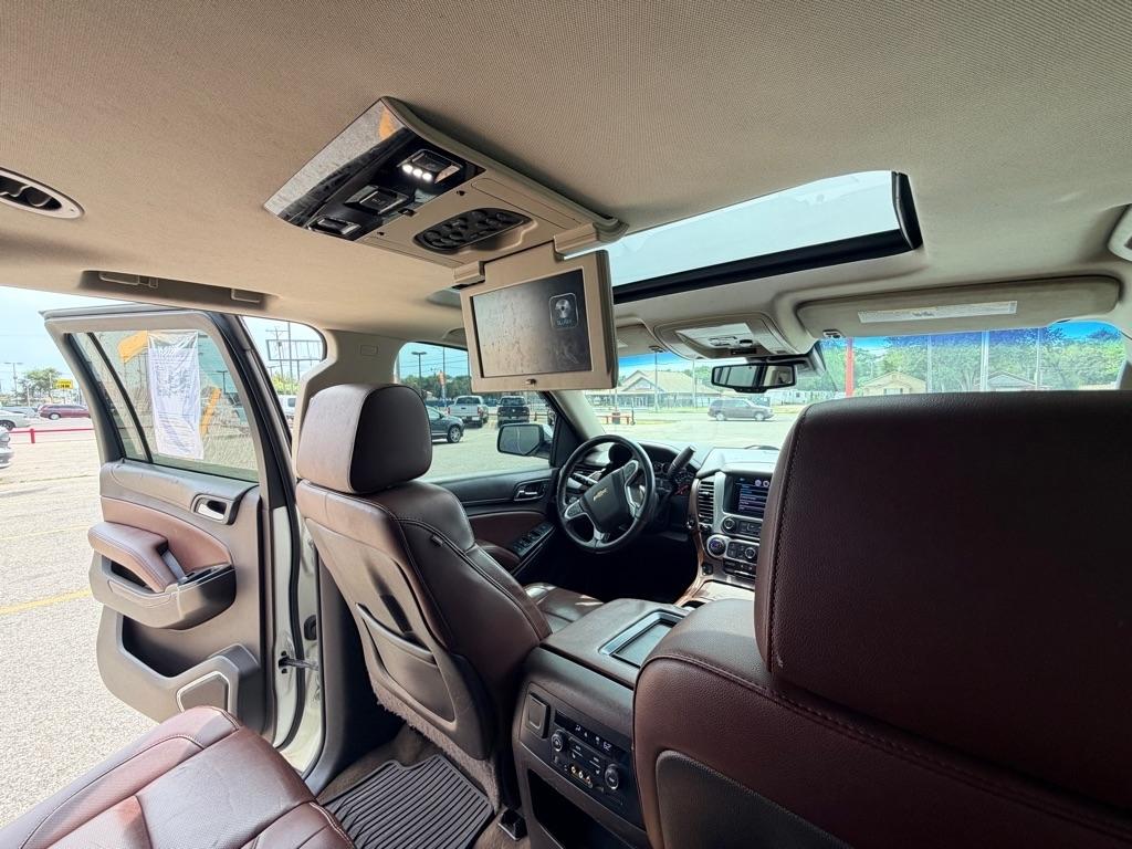 Chevrolet Suburban  2015