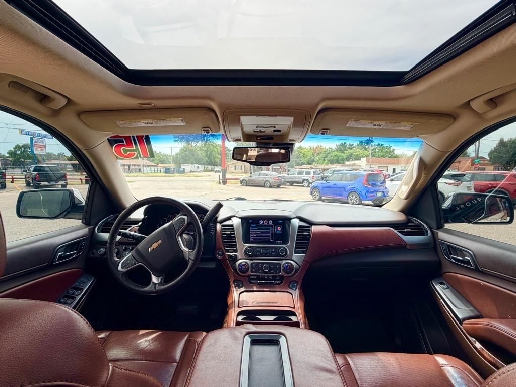 Chevrolet Suburban  2015