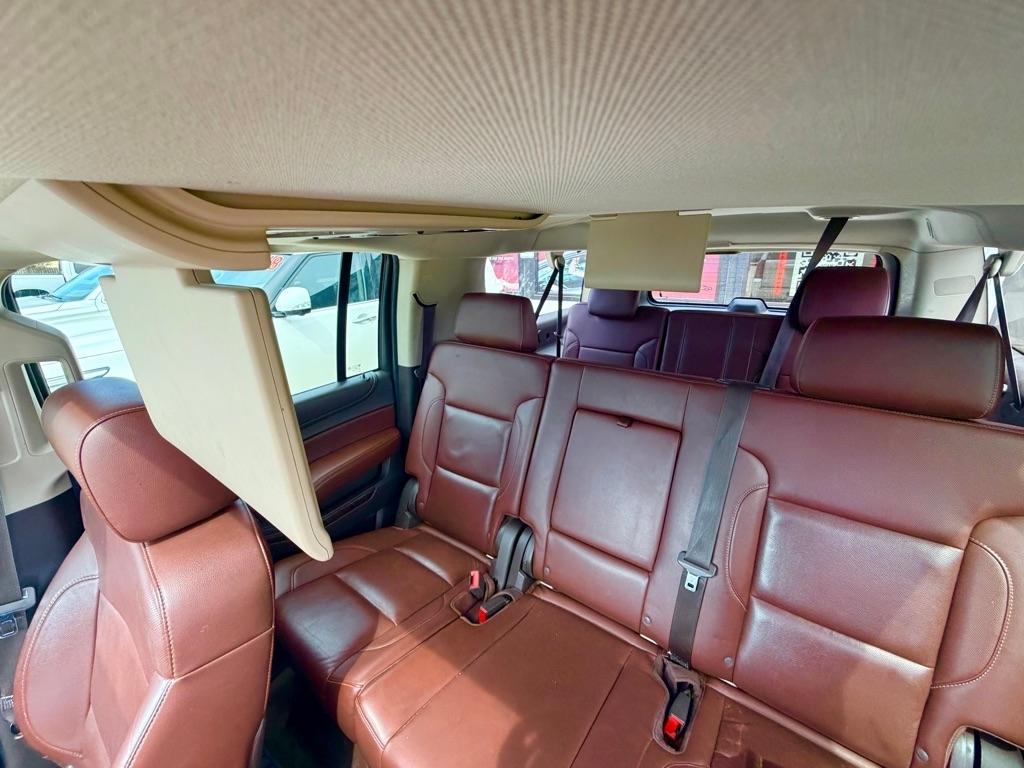 Chevrolet Suburban  2015