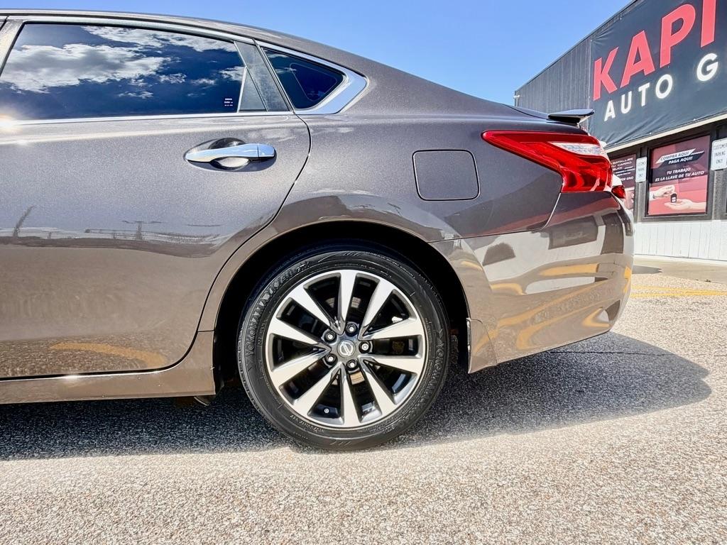Nissan Altima  2017