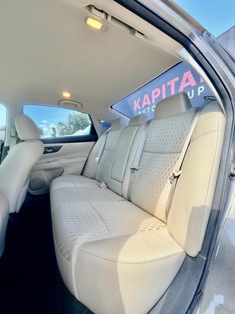 Nissan Altima  2017