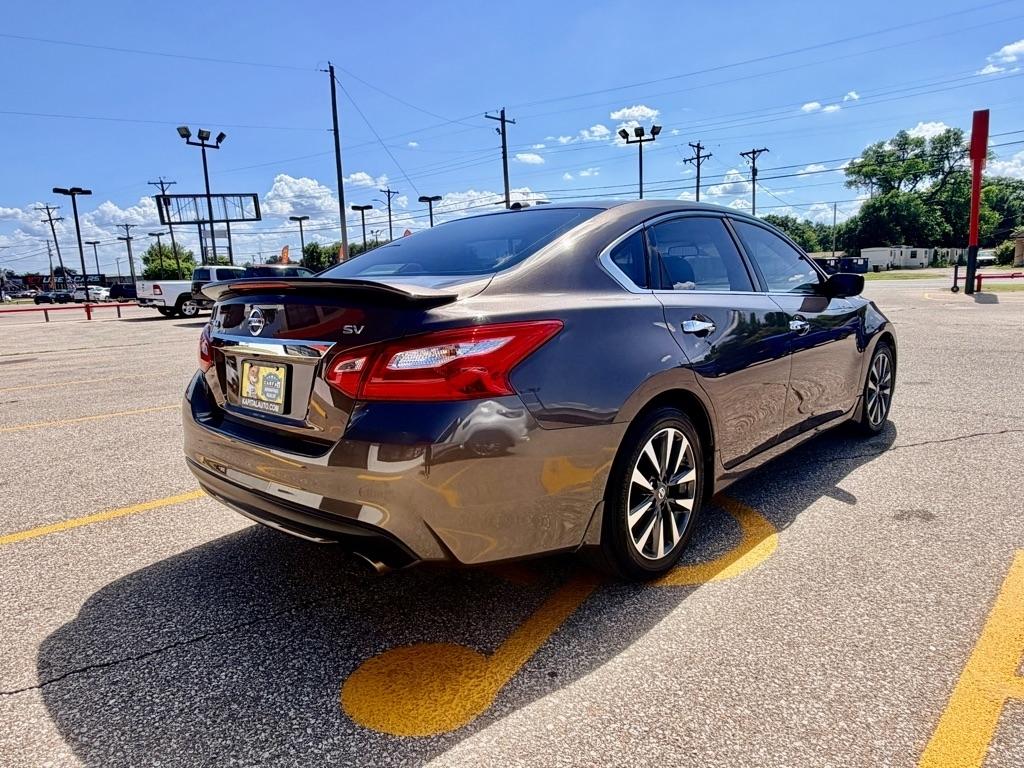 Nissan Altima  2017