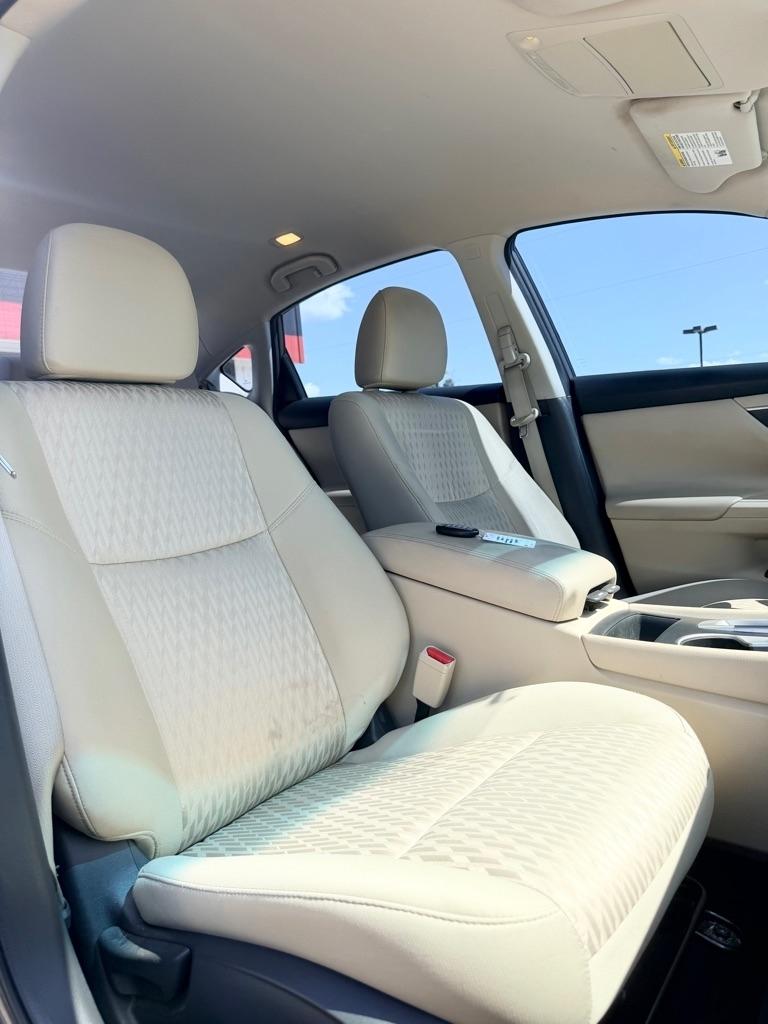 Nissan Altima  2017