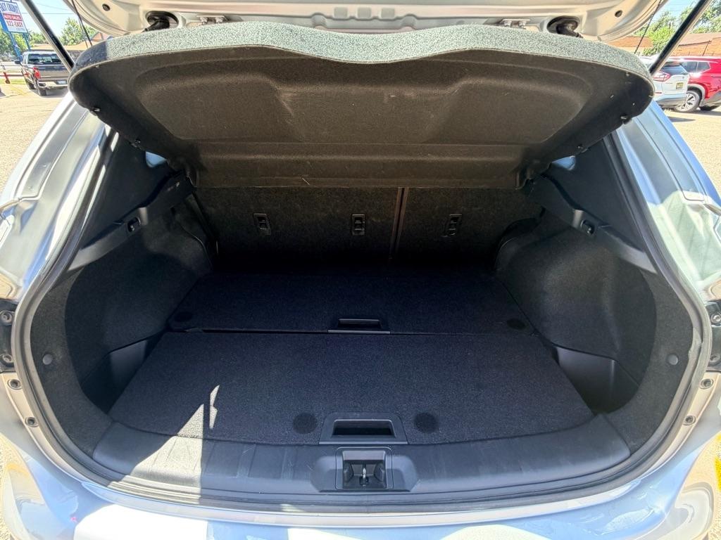Nissan Rogue Sport  2021
