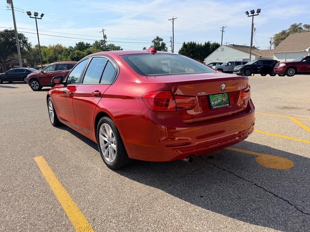 BMW 3-Series  2017