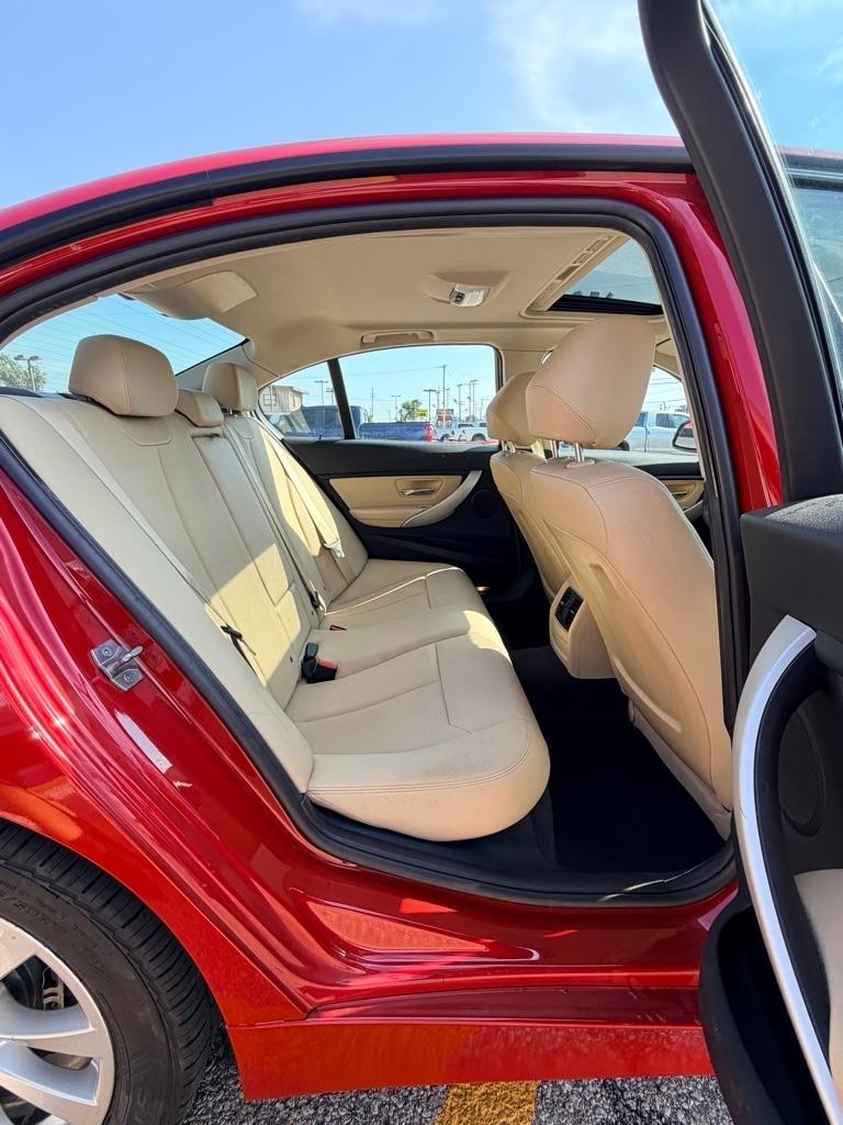 BMW 3-Series  2017