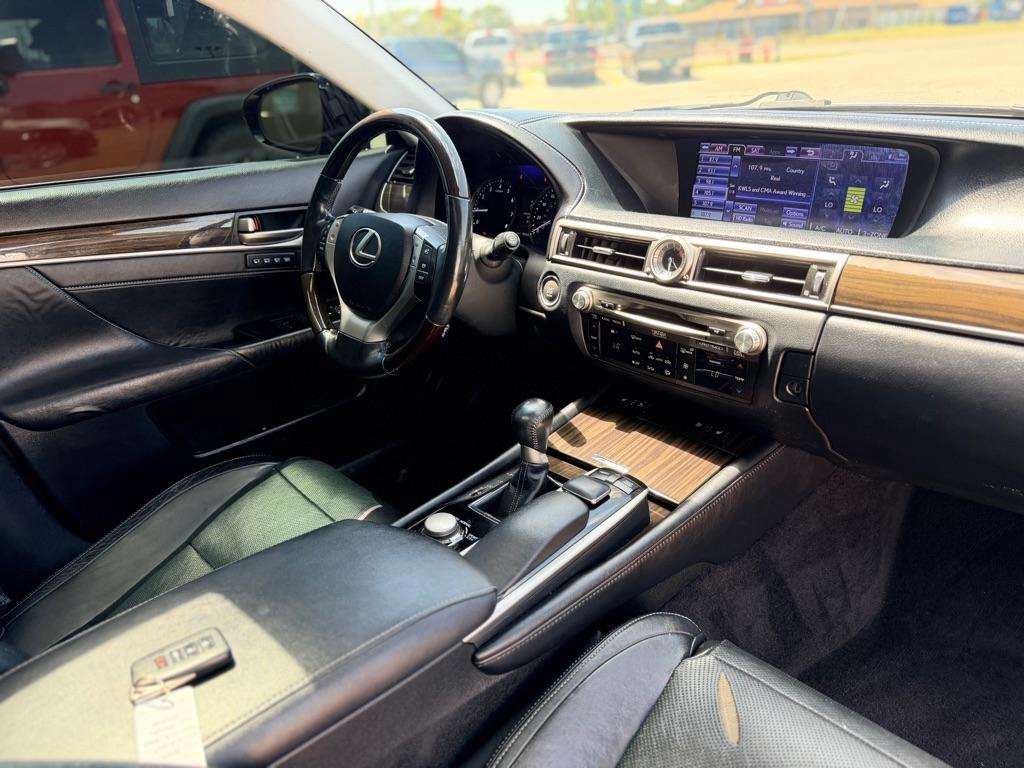 Lexus GS  2013