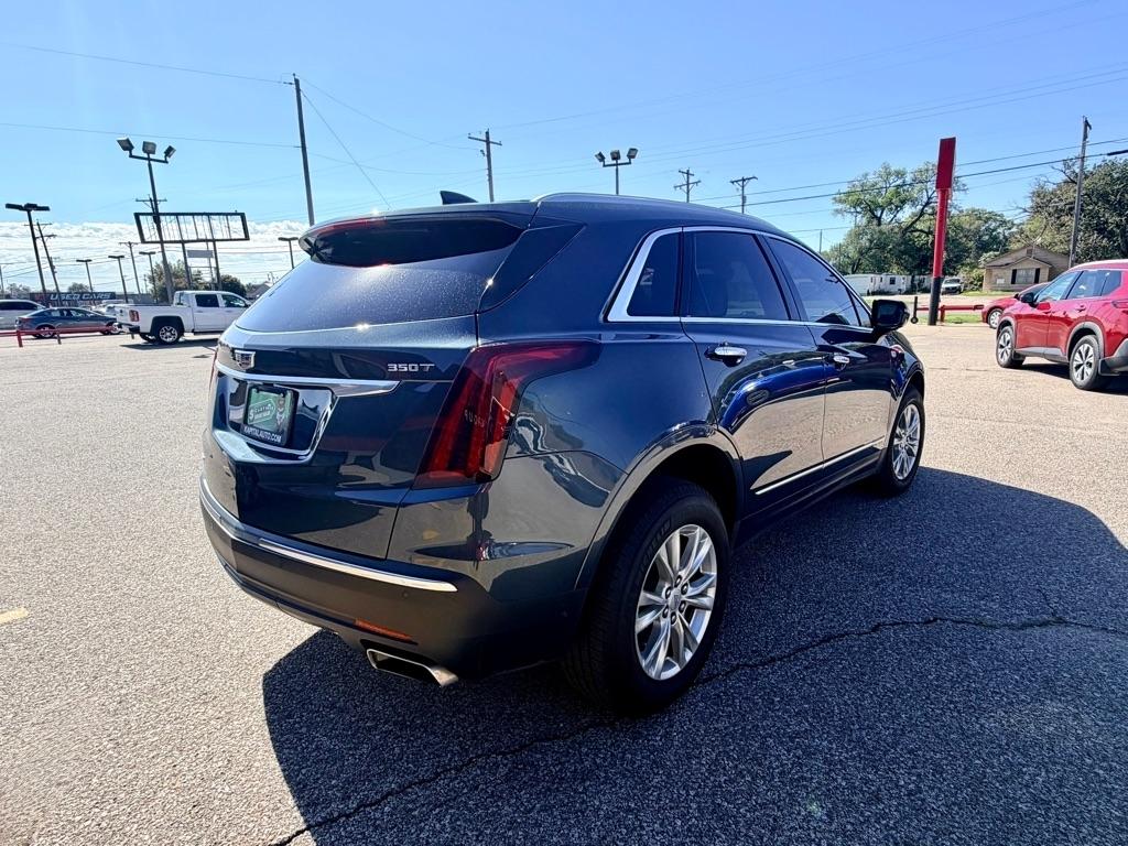 Cadillac XT5  2021