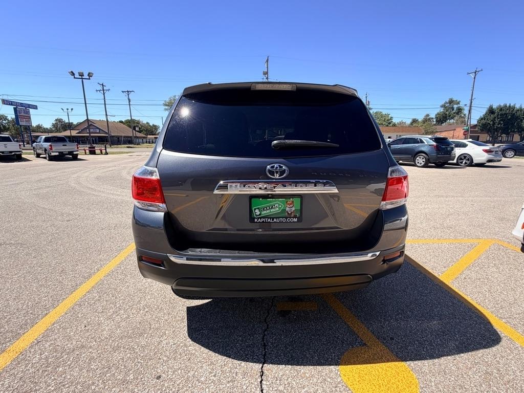 Toyota Highlander  2013