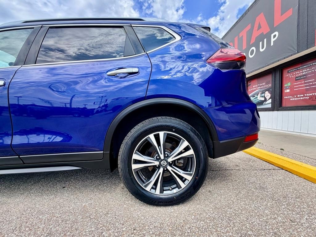 Nissan Rogue  2020