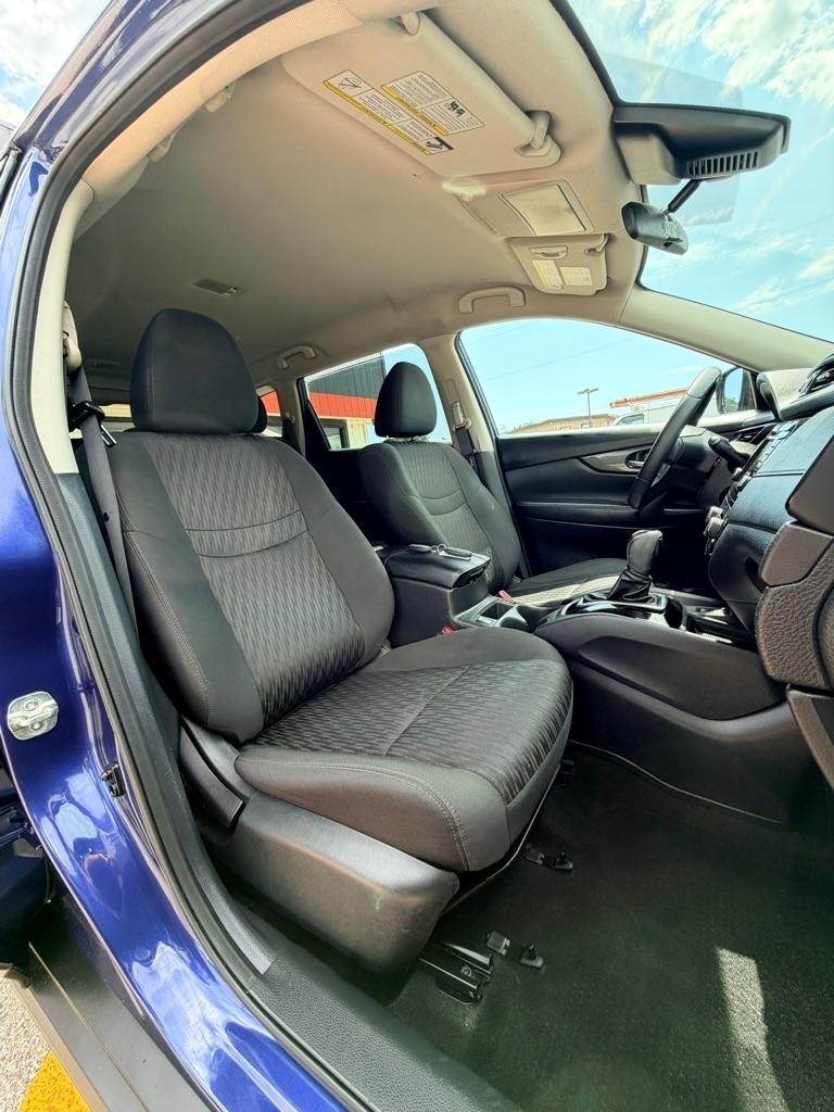 Nissan Rogue  2020