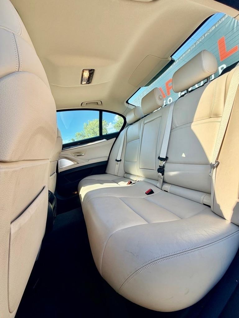 BMW 5-Series  2013