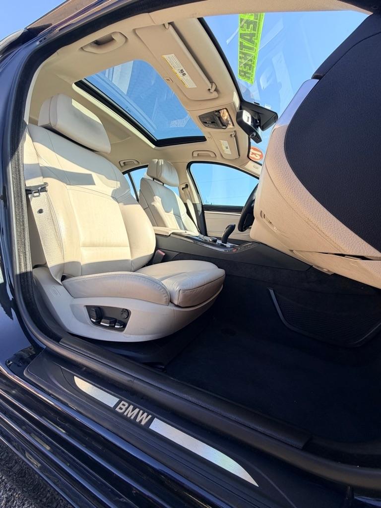 BMW 5-Series  2013