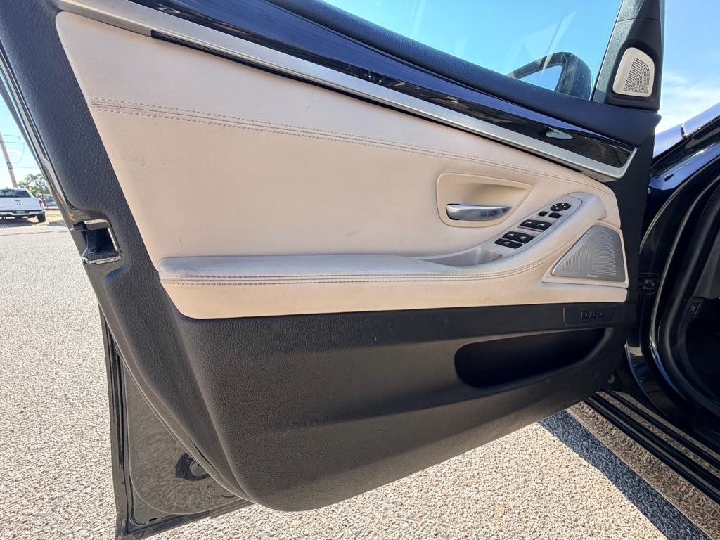 BMW 5-Series  2013