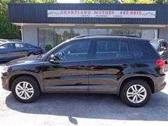 2017 Volkswagen Tiguan  2017 Volkswagen Tiguan