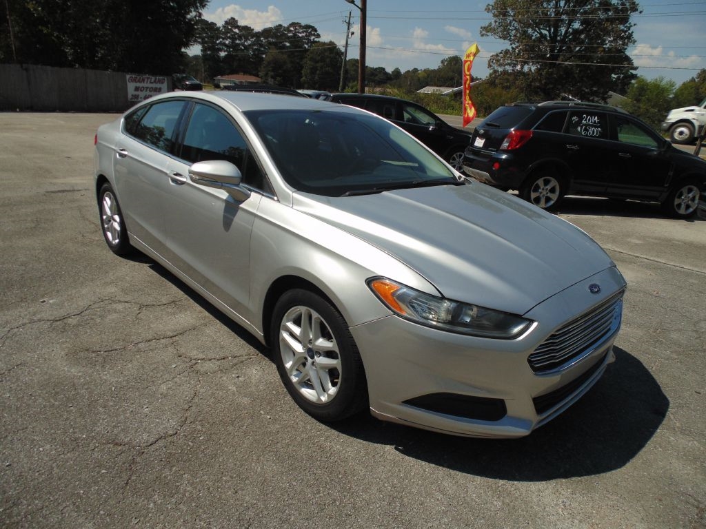 Ford Fusion SE 2015
