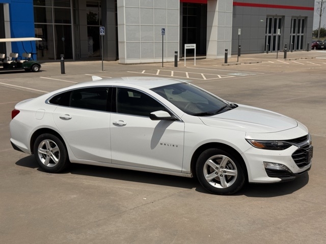 Chevrolet Malibu  2024