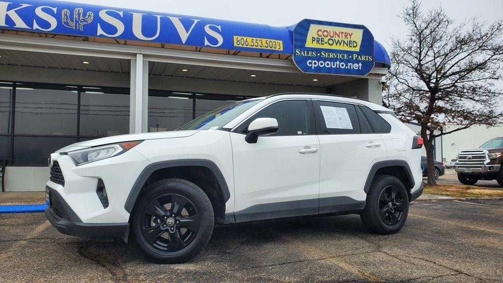 2021 Toyota RAV4 XLE