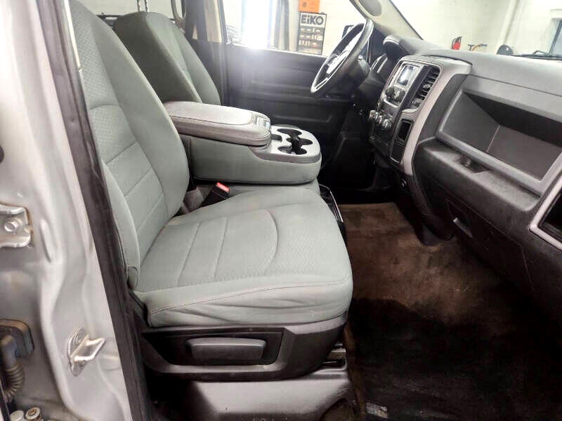 RAM 1500 4WD Crew Cab 140.5" Tradesman 2014