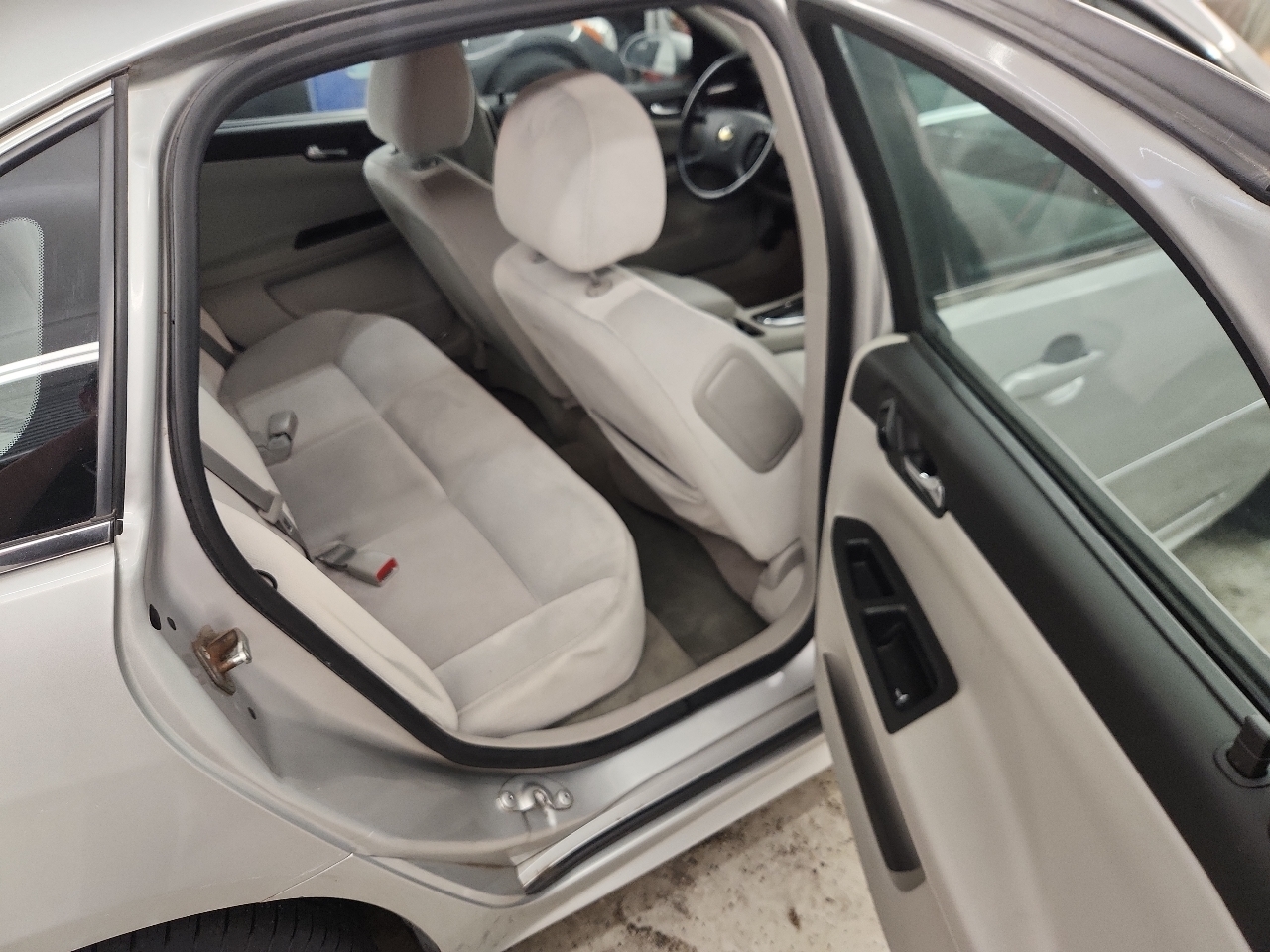 Chevrolet Impala LS 2013