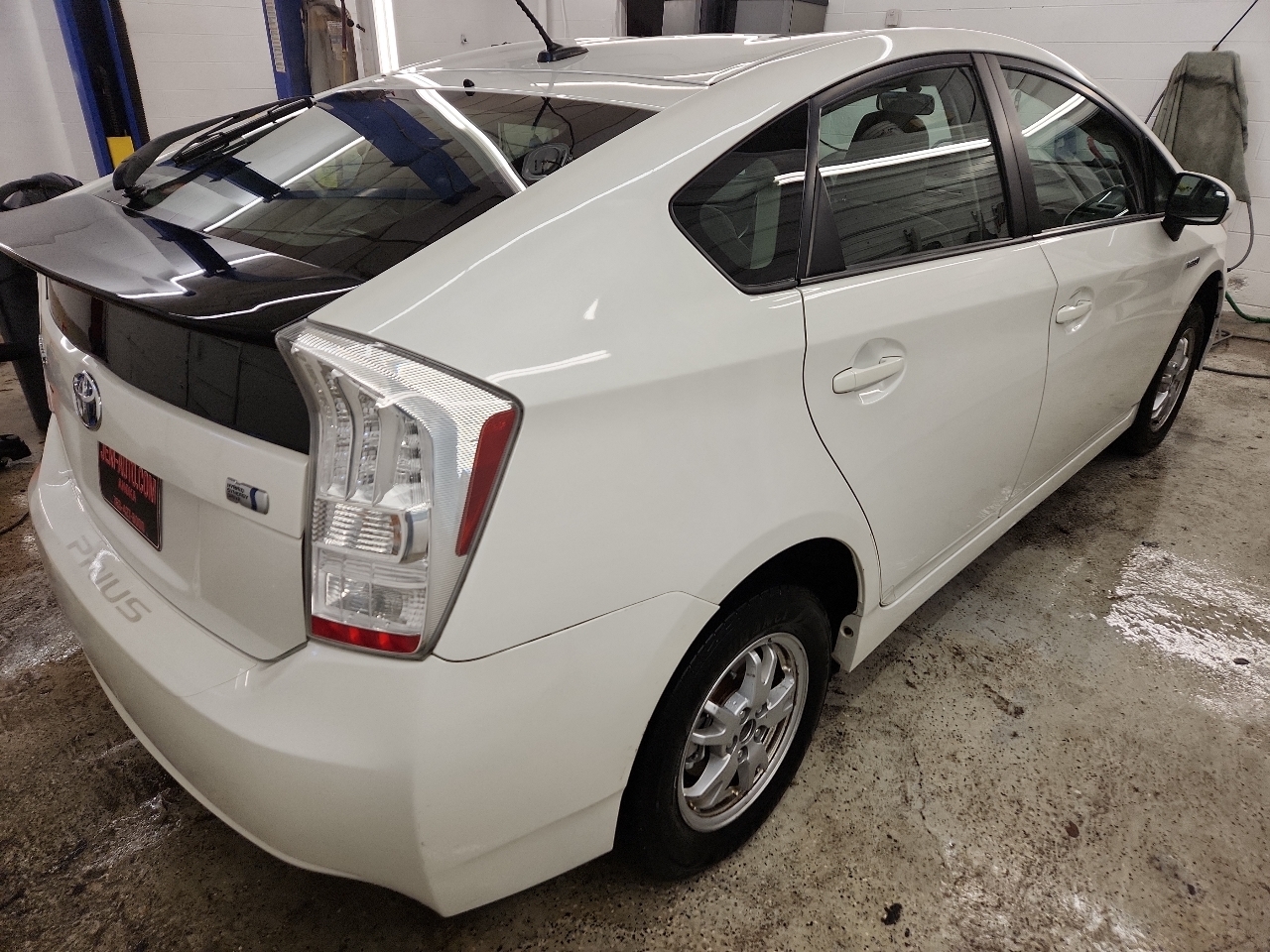 Toyota Prius 4-Door Liftback 2011