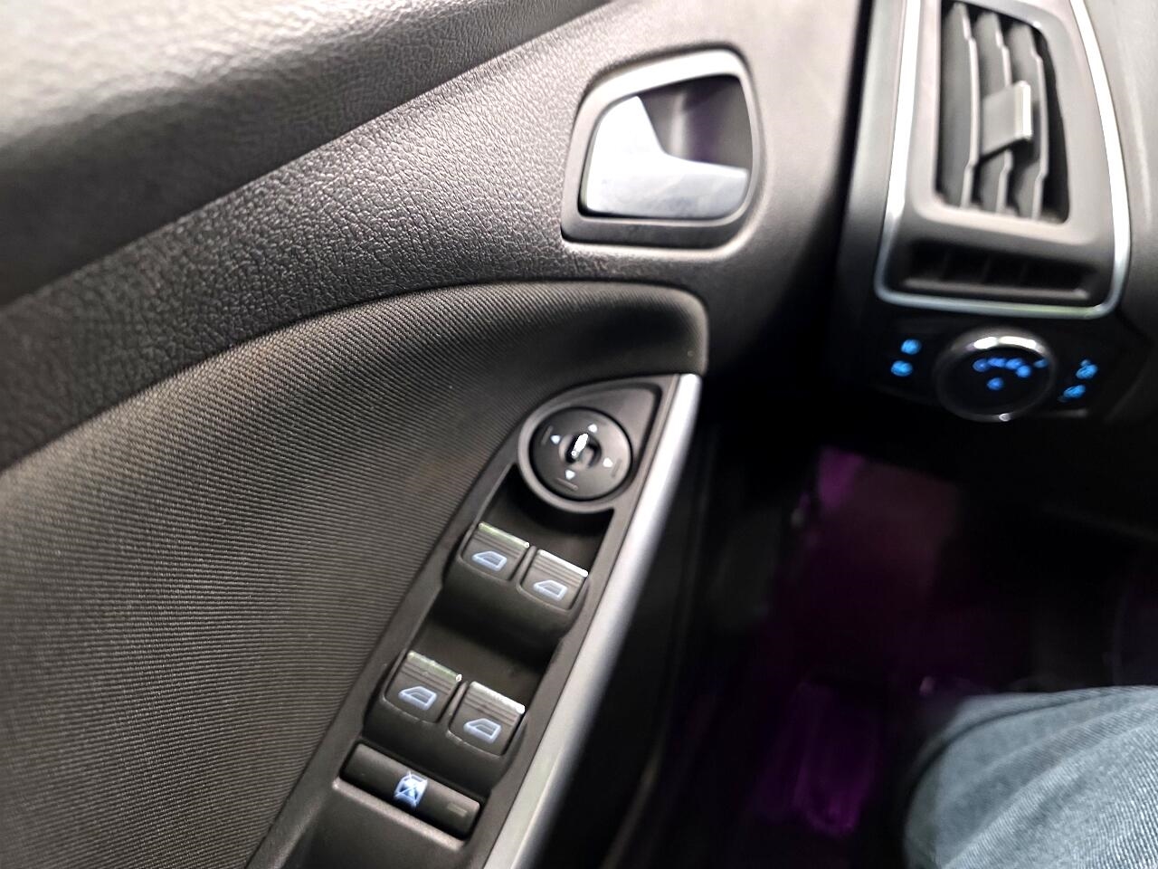 Ford Focus Titanium 2013