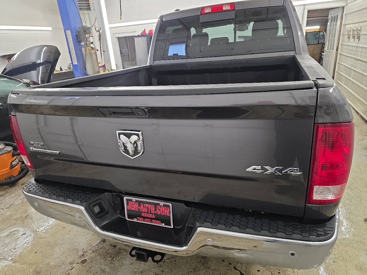 RAM 1500 SLT 2016
