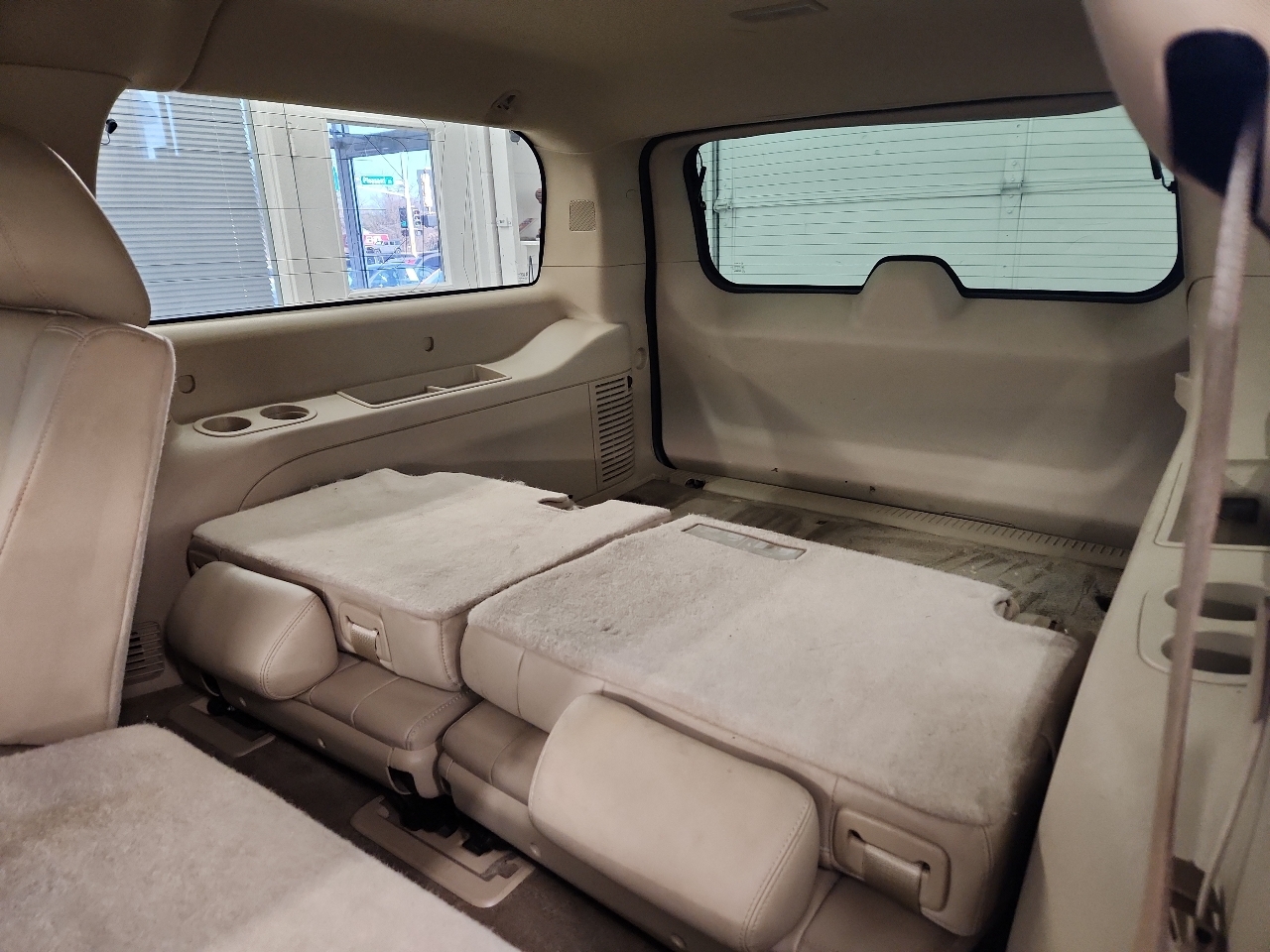 GMC Yukon XL 1500 SLT 2012