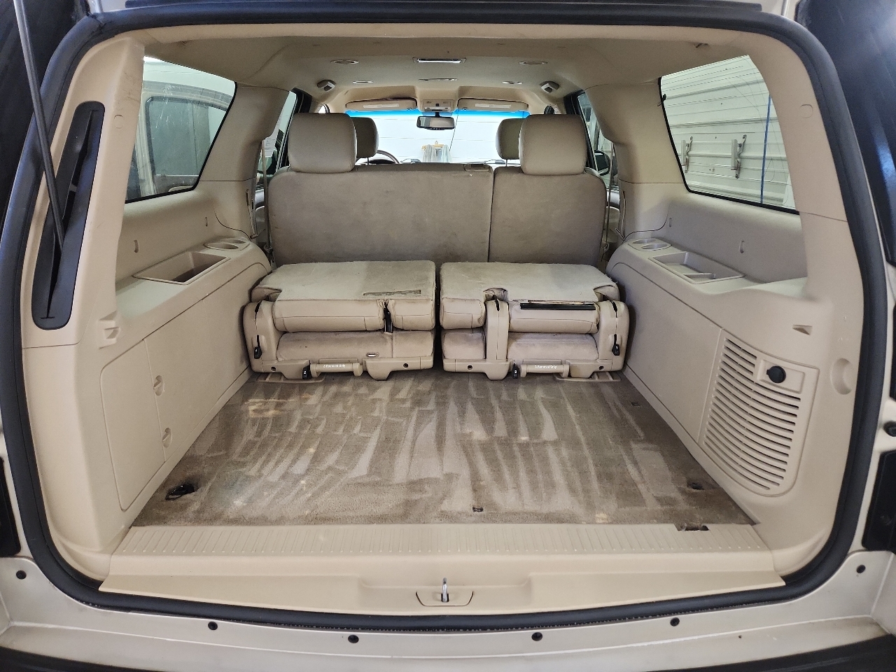 GMC Yukon XL 1500 SLT 2012