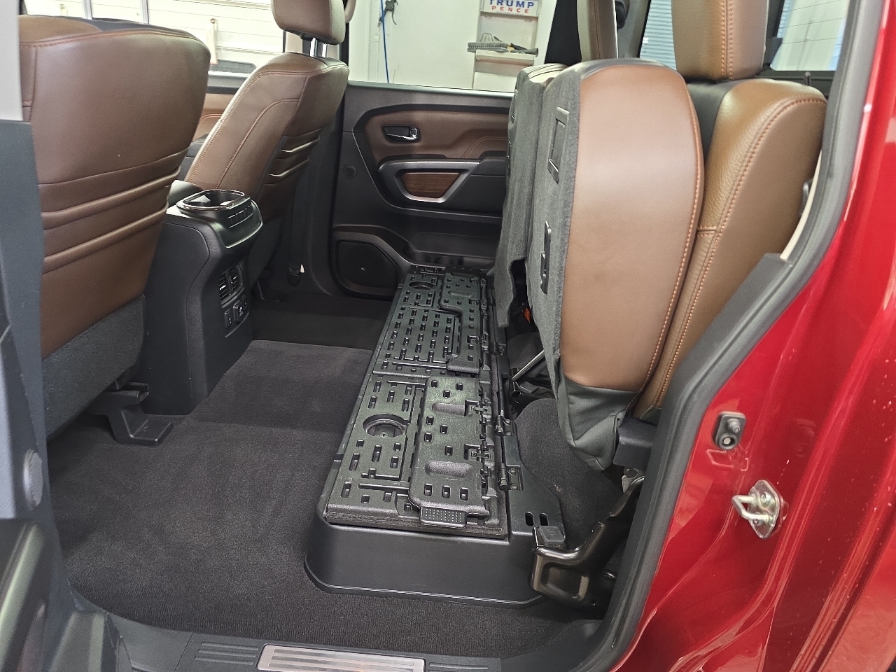 Nissan Titan SV 2017