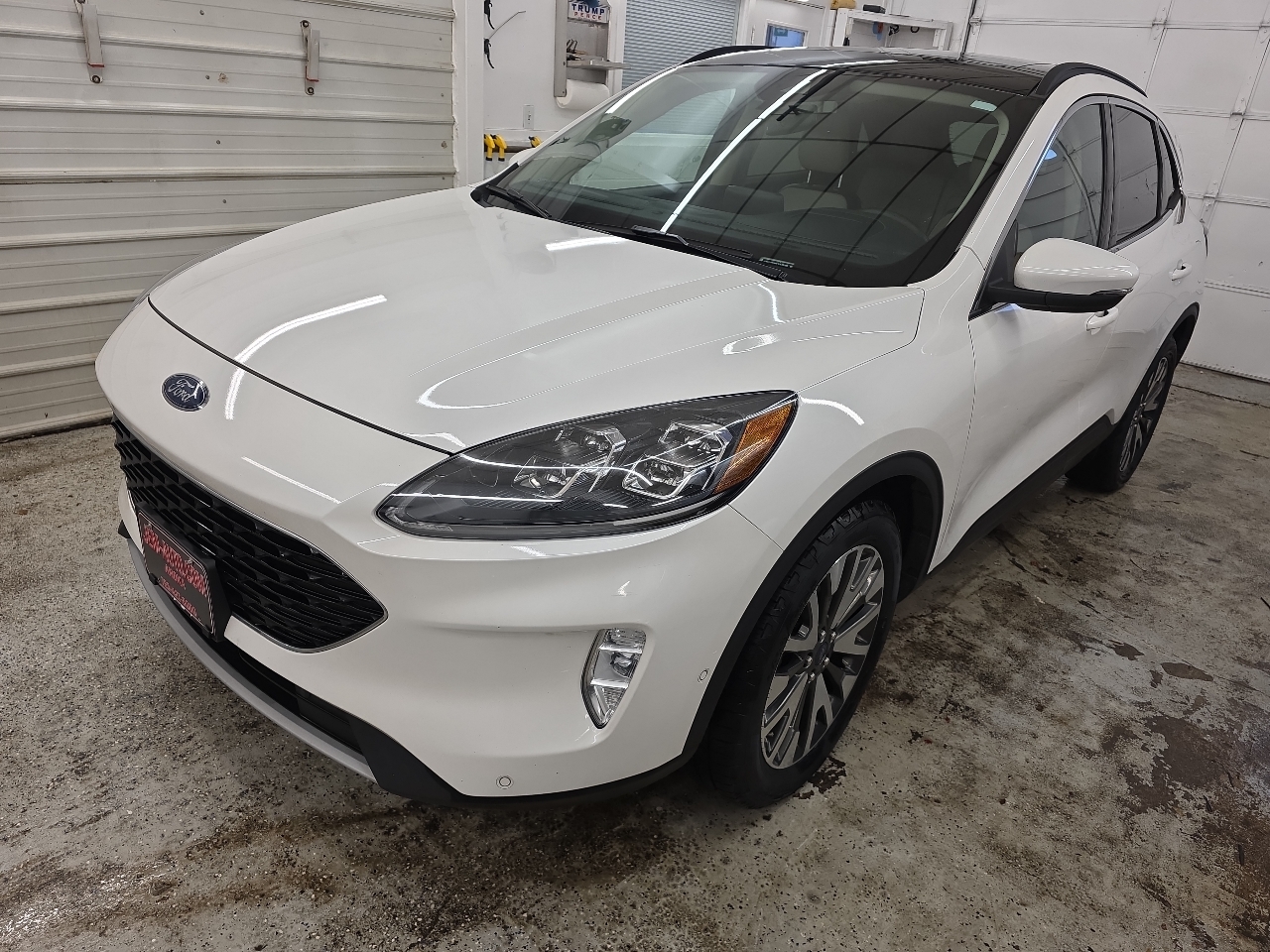 2020 Ford Escape TITANIUM