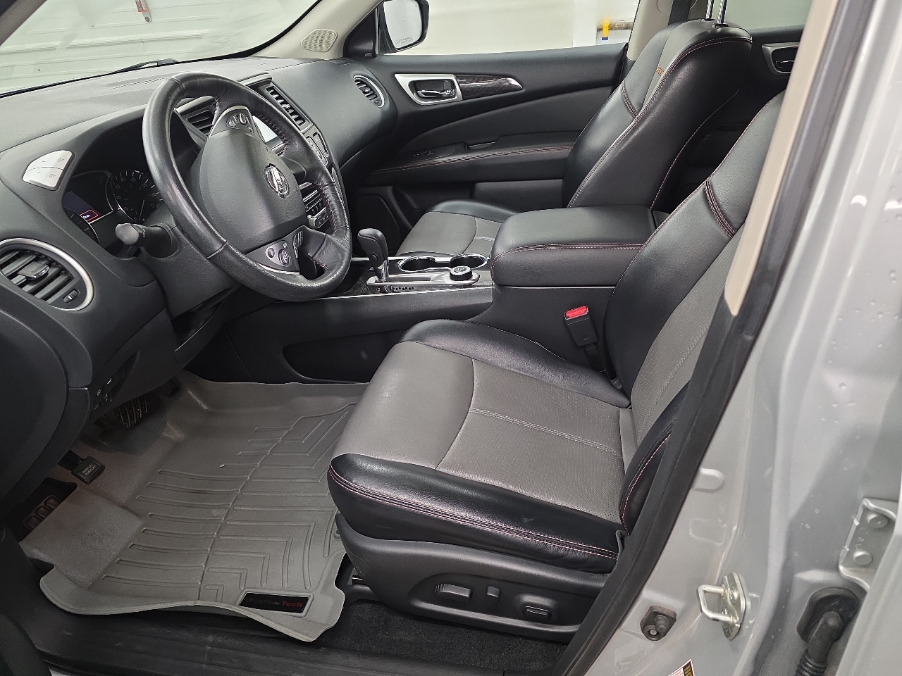 Nissan Pathfinder SL 2020