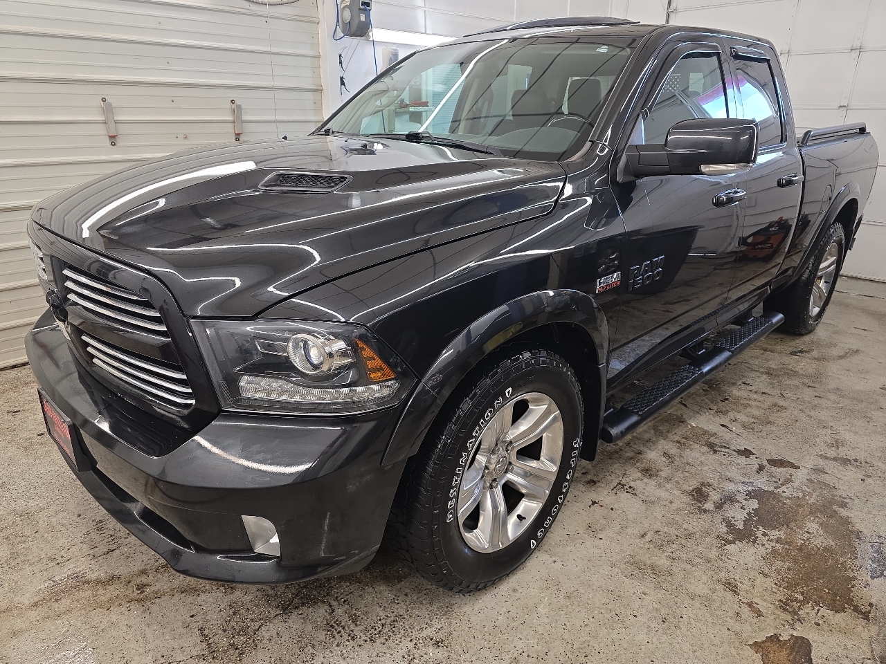 2017 RAM 1500 SPORT