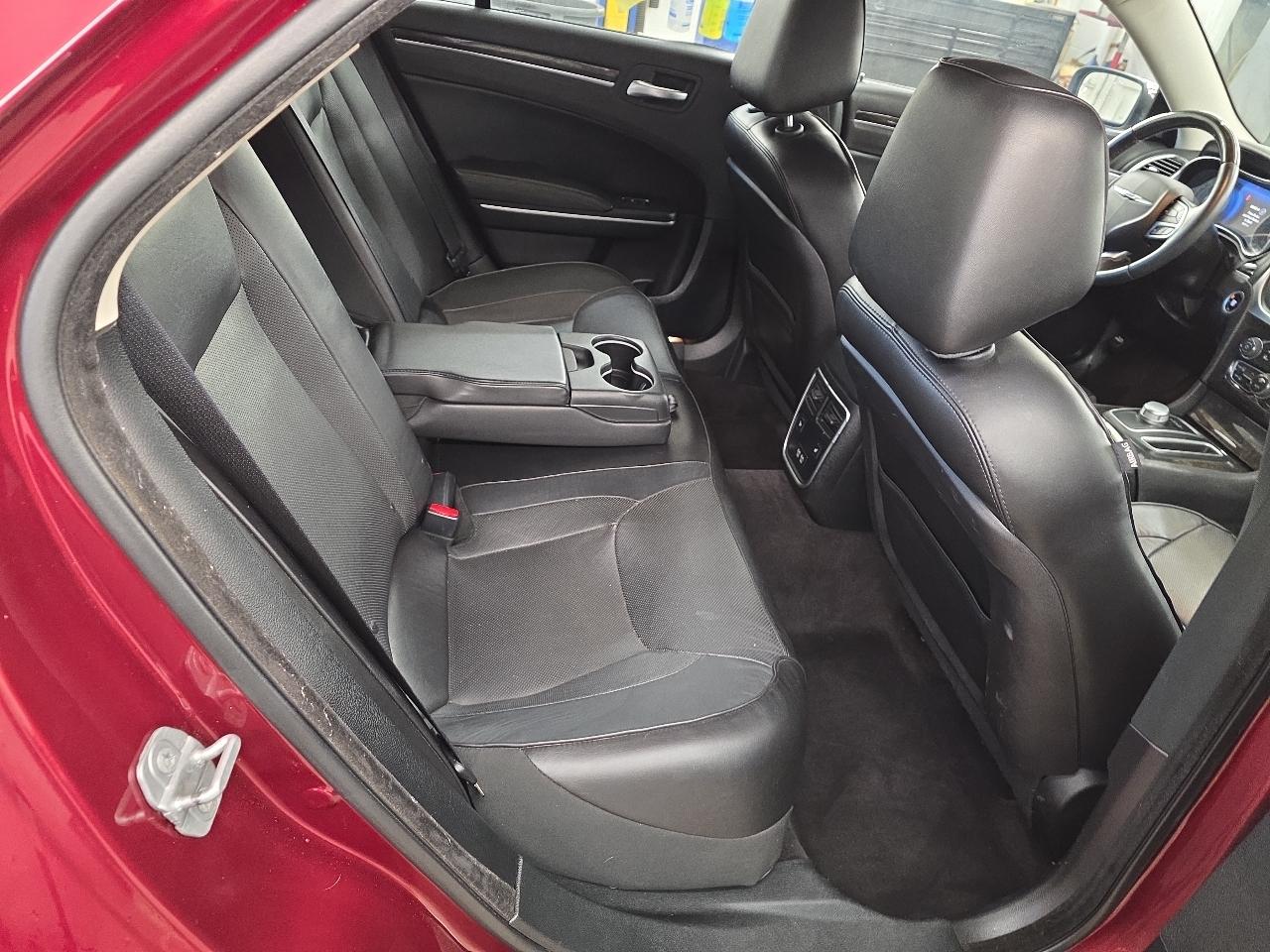 Chrysler 300 Limited 2018