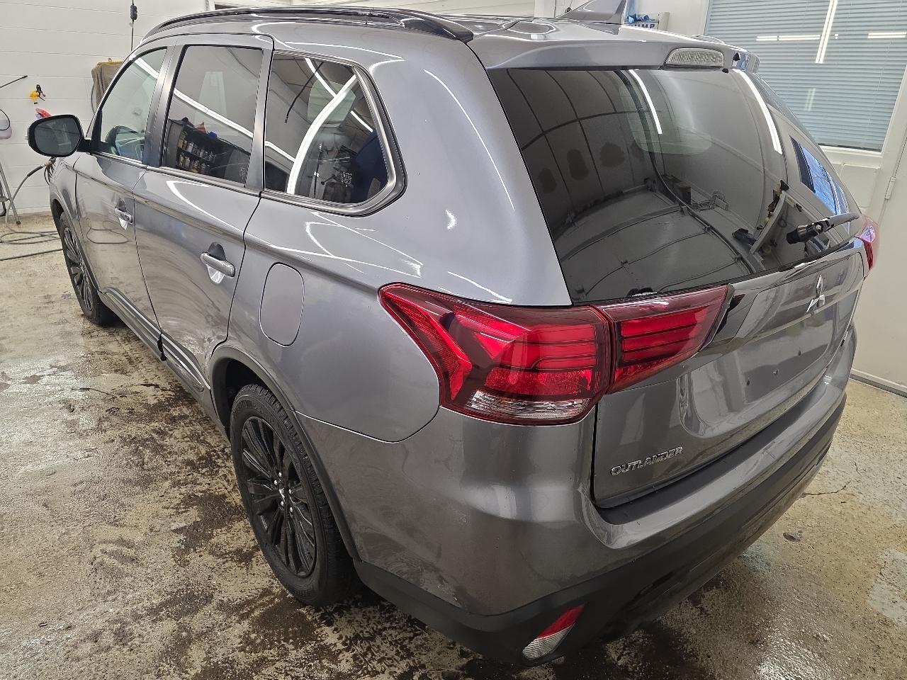 Mitsubishi Outlander SE 2020