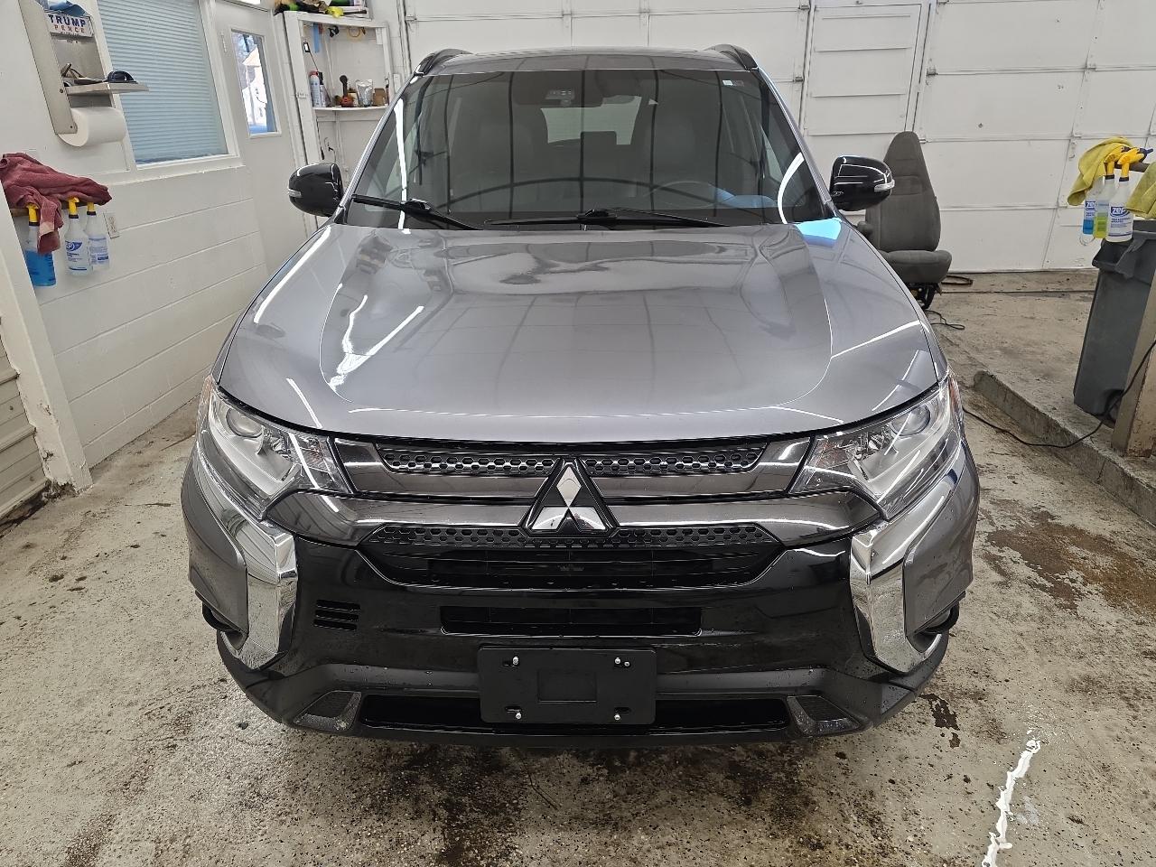 Mitsubishi Outlander SE 2020