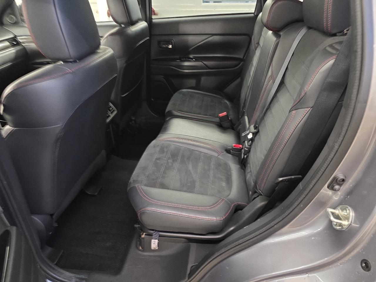 Mitsubishi Outlander SE 2020