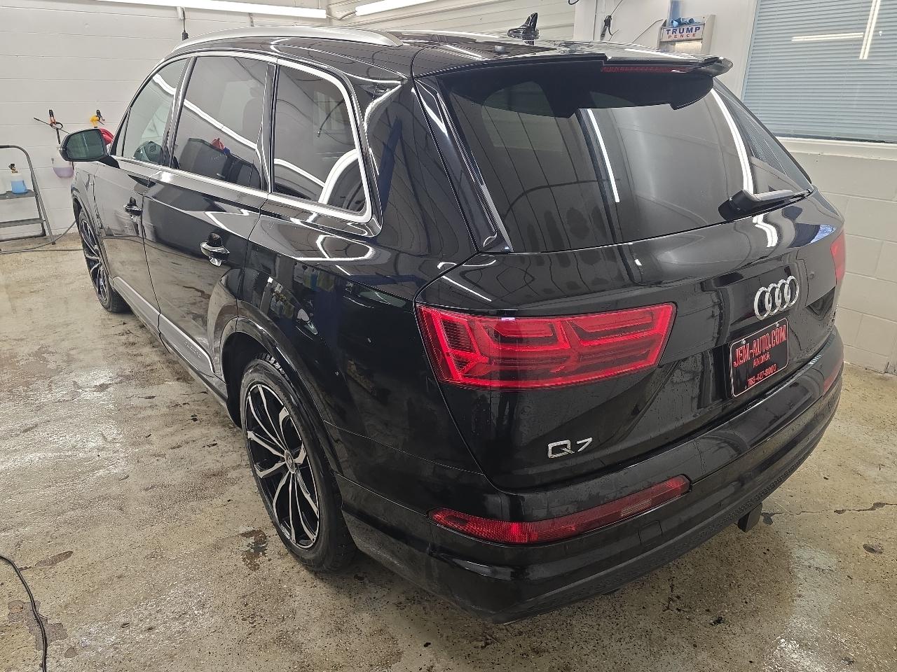 Audi Q7  2017