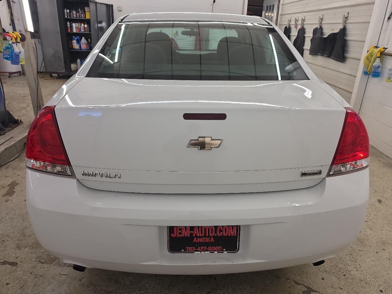 Chevrolet Impala LS 2012