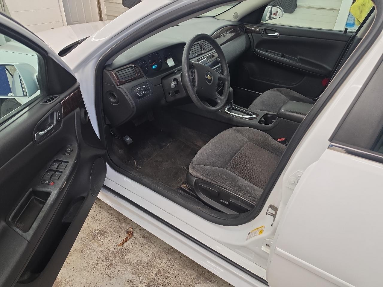 Chevrolet Impala LS 2012