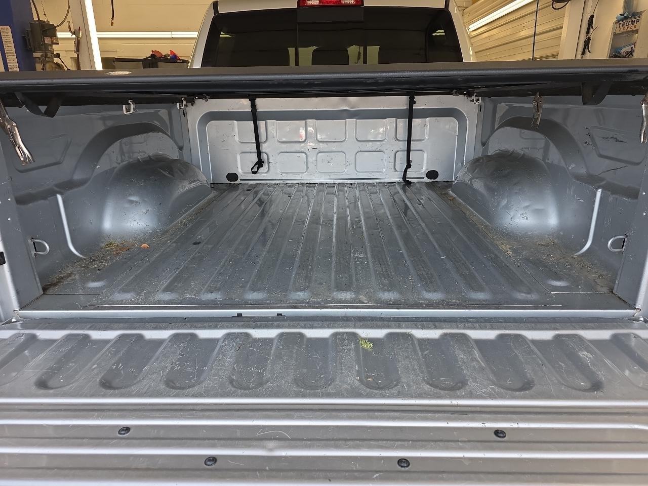 Dodge 1500 4WD Crew Cab 140.5" Sport 2010