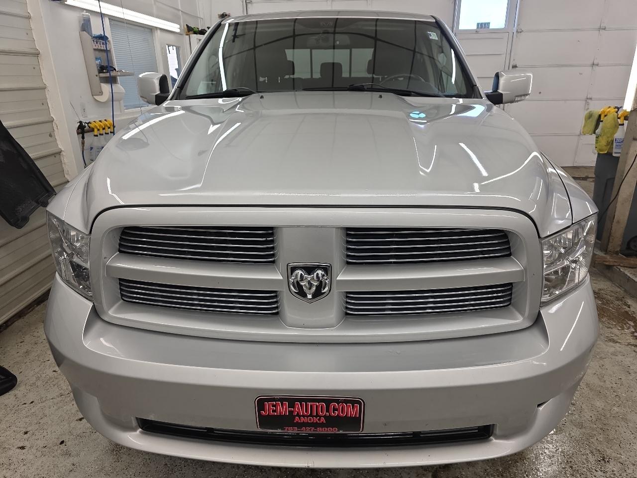 Dodge 1500 4WD Crew Cab 140.5" Sport 2010