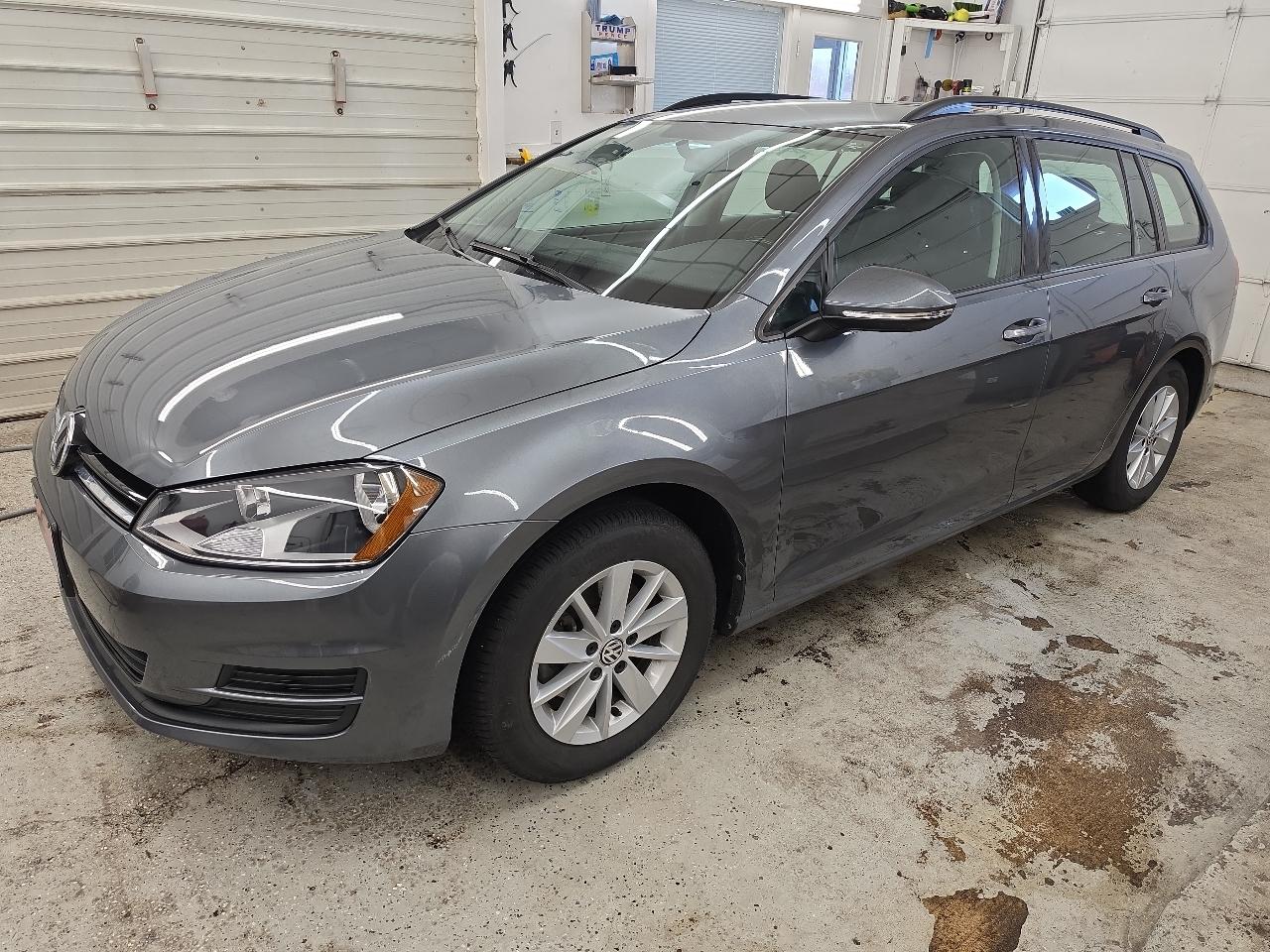 Volkswagen Golf SportWagen TSI SE 6A 2017