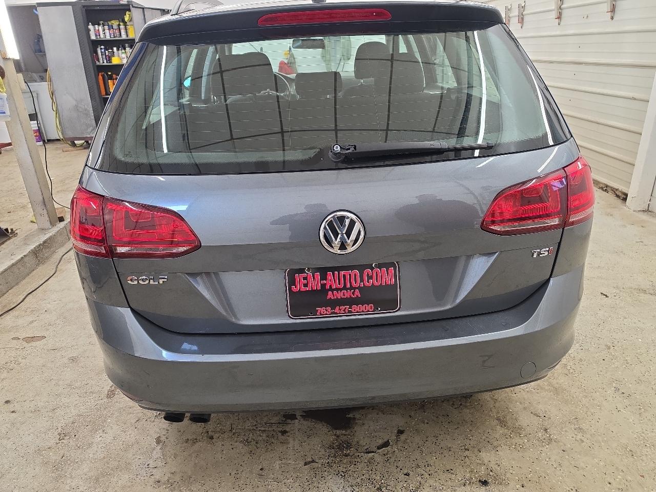 Volkswagen Golf SportWagen TSI SE 6A 2017